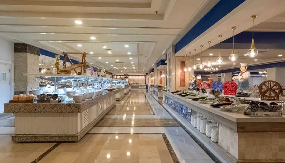 هتل اورنج کانتی بلک آنتالیا